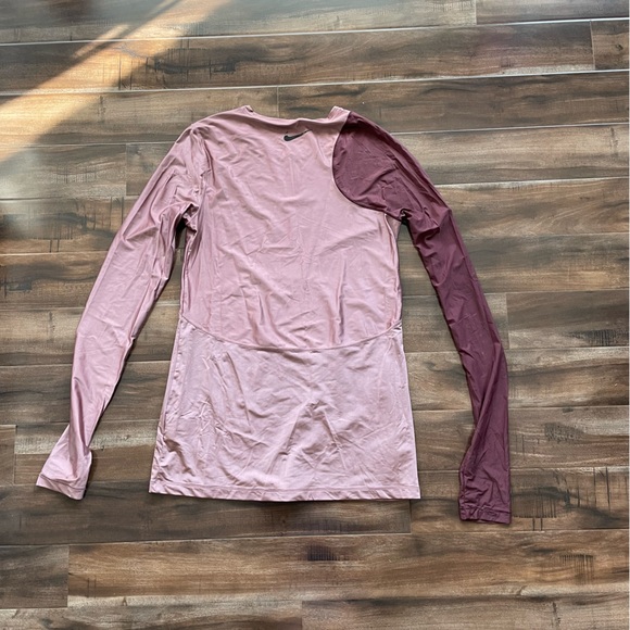 Nike pro hyper cool long sleeve - Picture 2 of 3